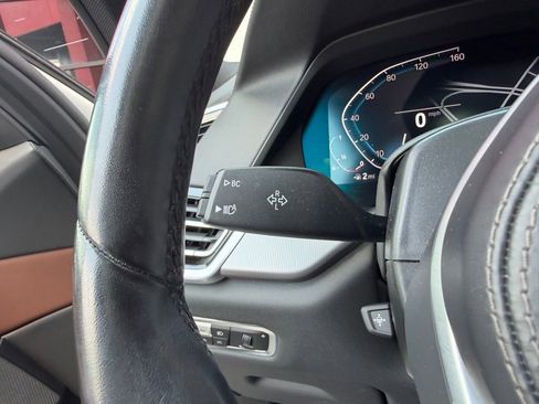 Used 2023 BMW X5 sDrive40i w/ M Sport Package RWD image 19