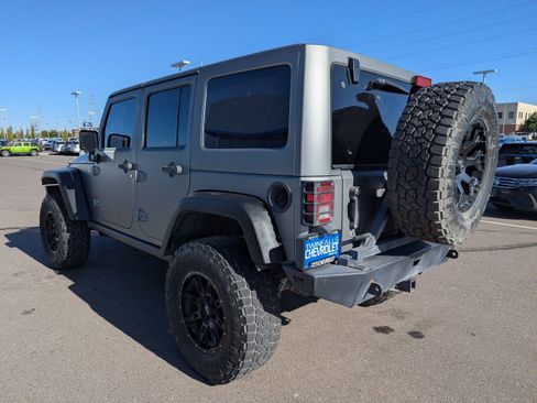 Used 2013 Jeep Wrangler Unlimited Rubicon w/ Connectivity Group AWD/4WD image 27
