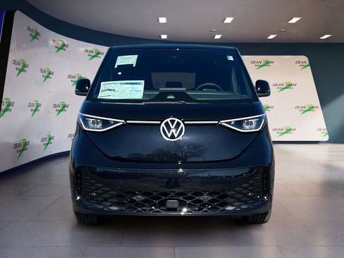 New 2025 Volkswagen ID. Buzz Pro S image 2