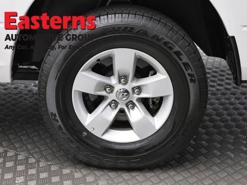 Used 2023 RAM 1500 Classic SLT w/ Trailer & Traction Group RWD image 8