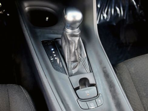 Used 2019 Toyota C-HR LE image 25