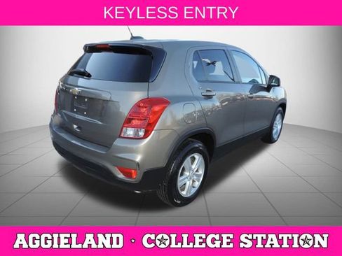 Certified 2021 Chevrolet Trax LS w/ Tint and Cruise Package image 4
