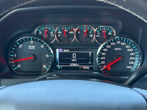 Used 2017 Chevrolet Silverado 1500 LT w/ All Star Edition AWD/4WD image 34