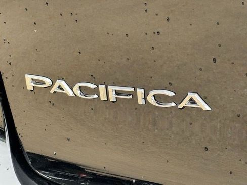 New 2027 Chrysler Pacifica Select FWD image 37