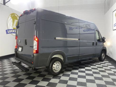 Used 2018 RAM ProMaster 2500 FWD image 9