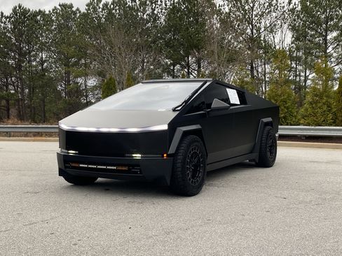 Used 2024 Tesla Cybertruck Cyberbeast image 12