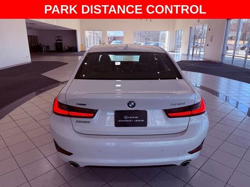 Used 2020 BMW 330i xDrive Sedan w/ Premium Package image 7