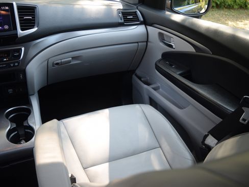 Used 2017 Honda Pilot EX-L image 14