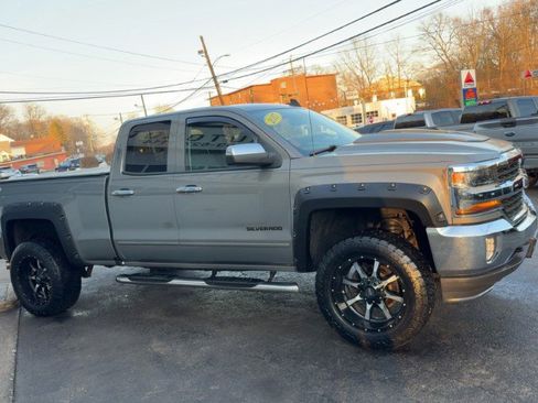 Used 2017 Chevrolet Silverado 1500 LT w/ All Star Edition image 4