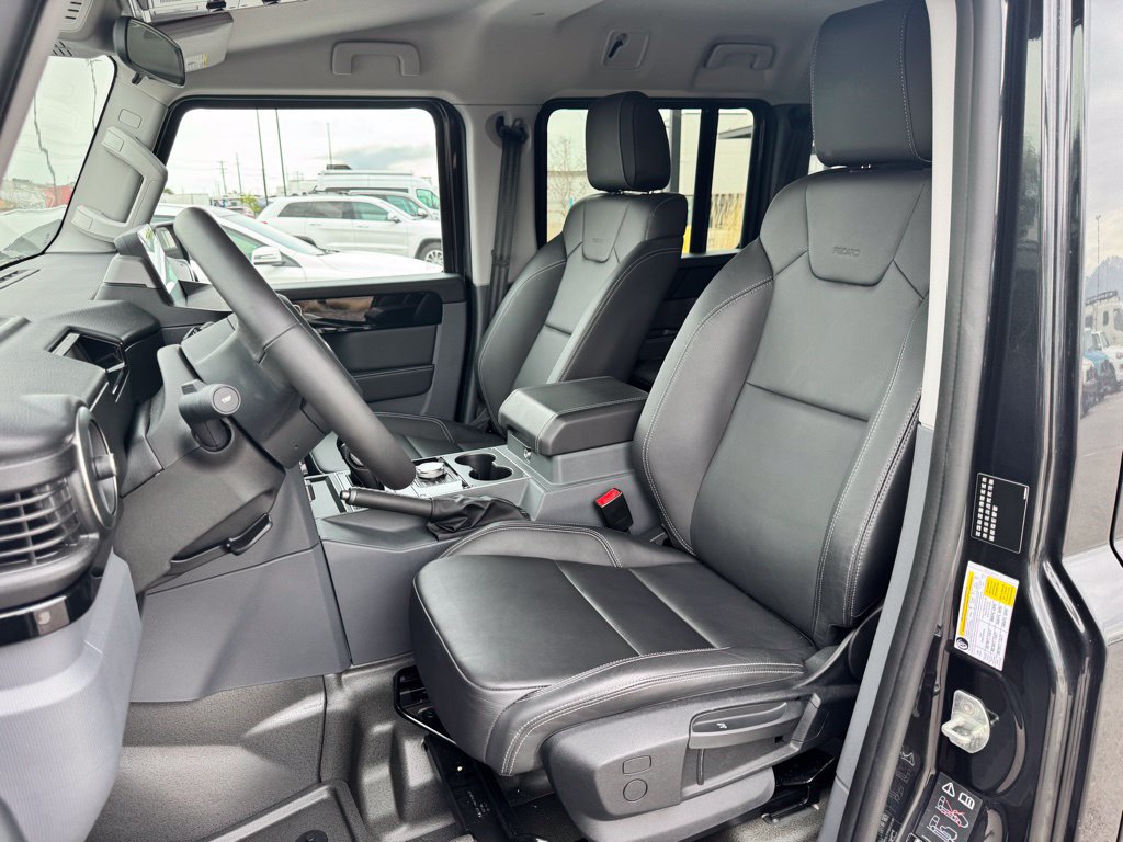 Used 2024 INEOS Grenadier Station Wagon AWD/4WD image 10