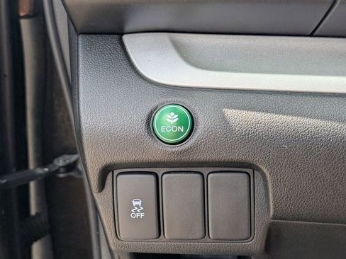 Used 2013 Honda CR-V LX image 29