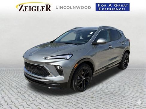 Used 2025 Buick Encore GX Sport Touring w/ Comfort Package FWD image 2