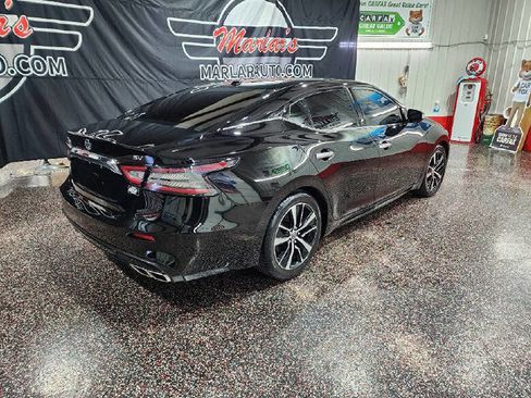 Used 2022 Nissan Maxima SV w/ Floor Mat Group image 7