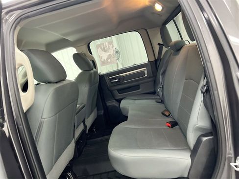 Used 2016 RAM 1500 Classic SLT w/ SLT Plus D￩cor Group image 22
