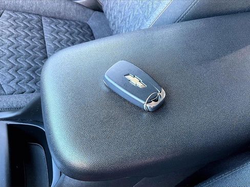 Used 2022 Chevrolet Equinox LT image 33