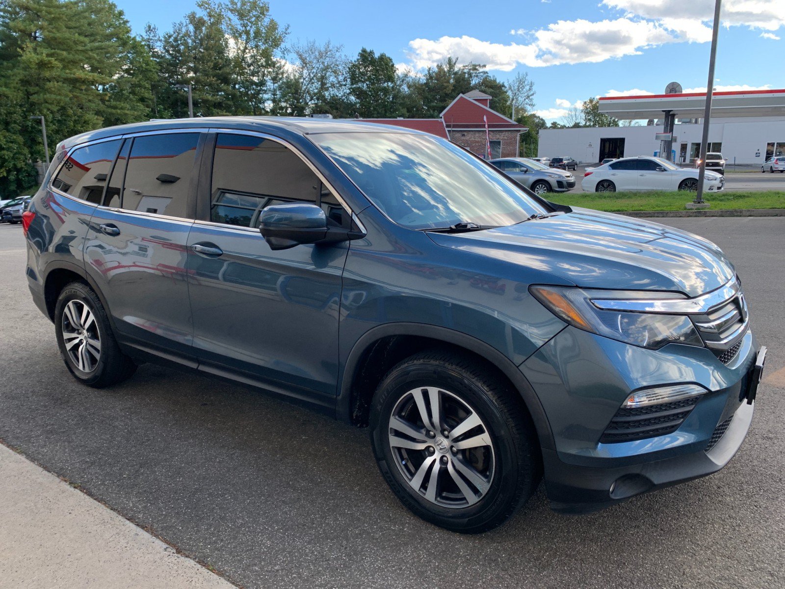 Used 2018 Honda Pilot EX-L image 3