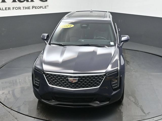 Used 2024 Cadillac XT4 Premium Luxury w/ Cold Weather Package AWD/4WD image 65