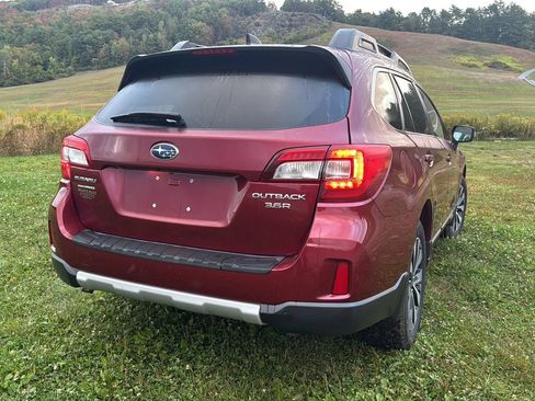 Used 2016 Subaru Outback 3.6R Limited AWD/4WD image 6