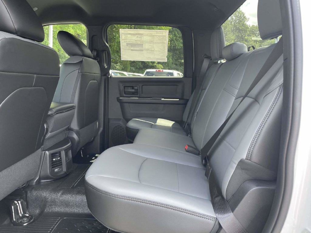 New 2026 RAM 5500 Tradesman w/ Chrome Appearance Group AWD/4WD image 21