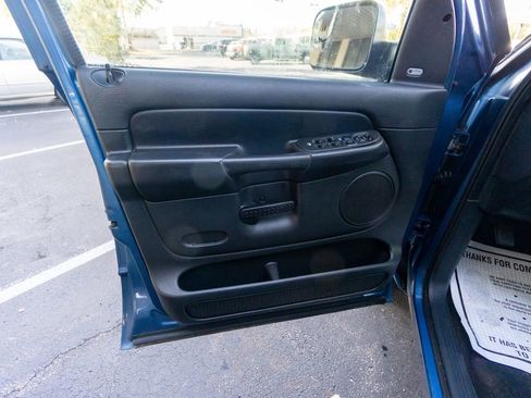 Used 2004 Dodge Ram 1500 Truck SLT w/ Quad Cab Value Group image 16