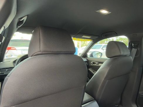 Used 2023 Honda Civic Sport image 8