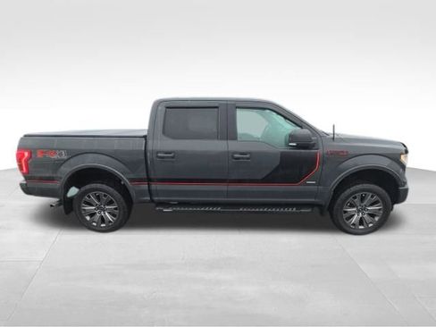 Used 2017 Ford F150 Lariat w/ Equipment Group 502A Luxury image 9