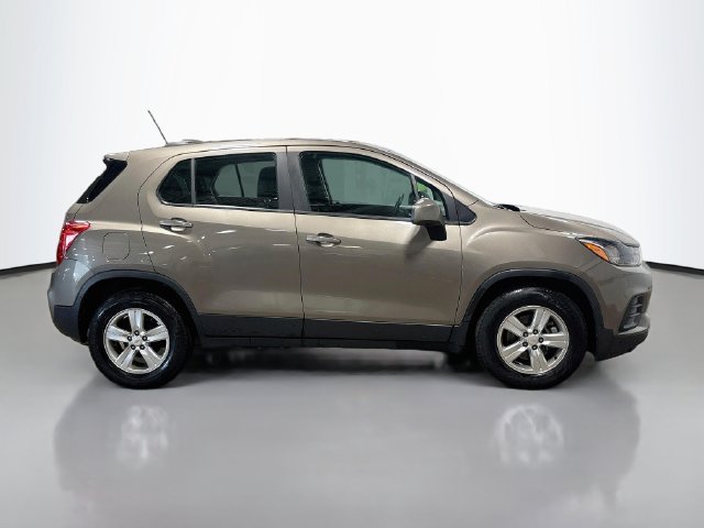 Used 2020 Chevrolet Trax LS FWD image 6