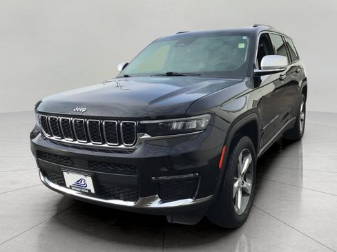 Used 2021 Jeep Grand Cherokee L Limited w/ Luxury Tech Group II image 11