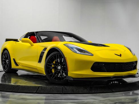 Used 2018 Chevrolet Corvette Z06 image 37