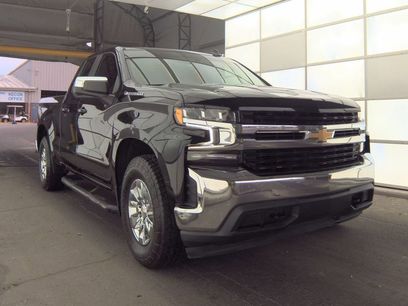 Used 2020 Chevrolet Silverado 1500 LT w/ Trailering Package