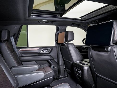 Used 2023 Chevrolet Tahoe High Country w/ Advanced Technology Package image 16