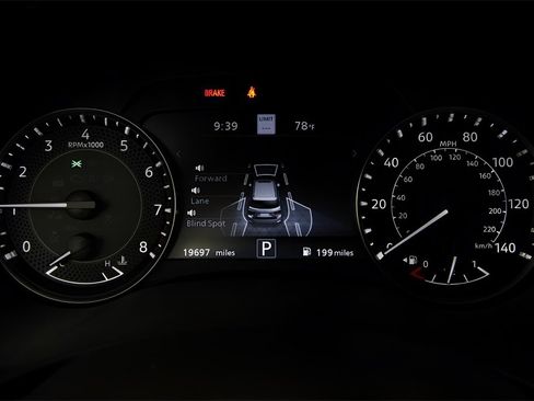 Used 2024 Nissan Armada Platinum w/ Cargo Package image 20