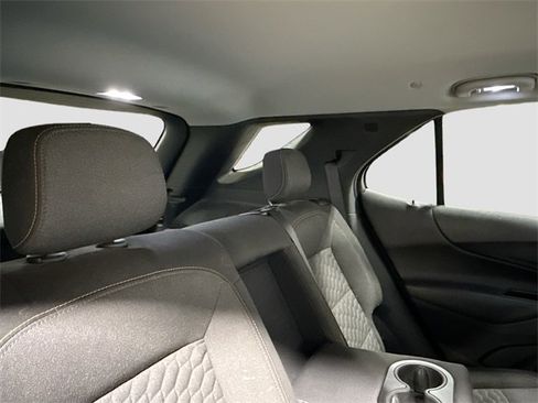 Used 2019 Chevrolet Equinox LT image 25