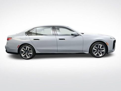 New 2026 BMW 760i xDrive AWD/4WD image 3