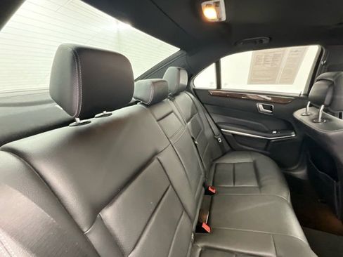 Used 2014 Mercedes-Benz E 350 4MATIC Sedan image 15