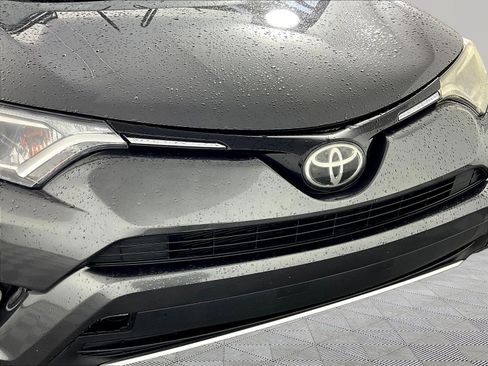 Used 2017 Toyota RAV4 XLE w/ Plus Special Value Package FWD image 28