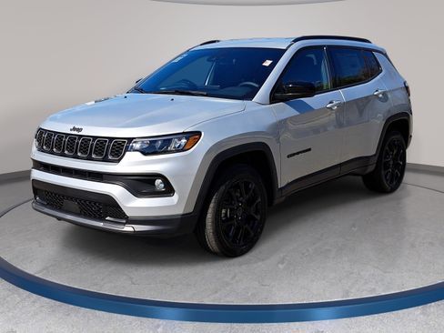 New 2026 Jeep Compass Latitude image 1