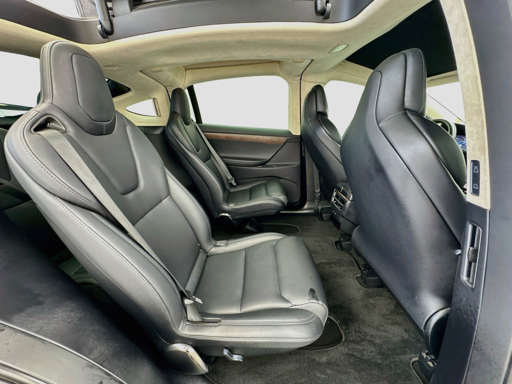 Used 2018 Tesla Model X 75D AWD/4WD image 19