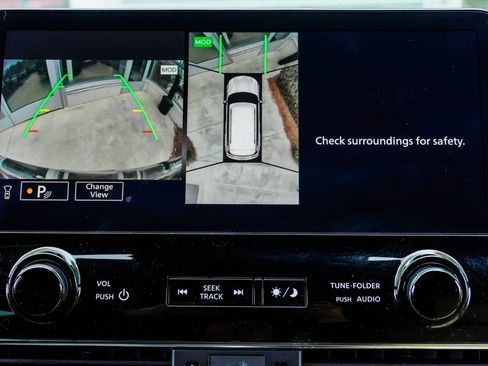 Used 2024 INFINITI QX80 Sensory image 26