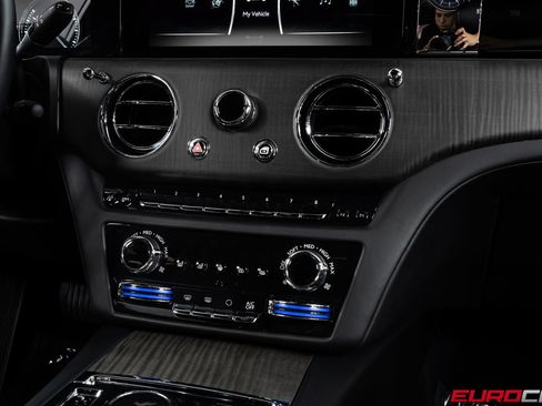 Used 2023 Rolls-Royce Ghost AWD/4WD image 31