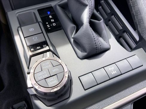 Used 2026 Toyota 4Runner TRD Off-Road image 33