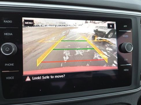 Used 2018 Volkswagen Atlas SE image 16