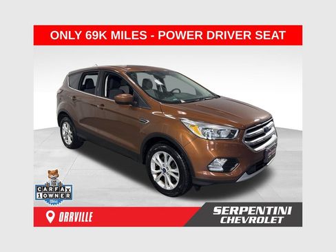 Used 2017 Ford Escape SE AWD/4WD image 1