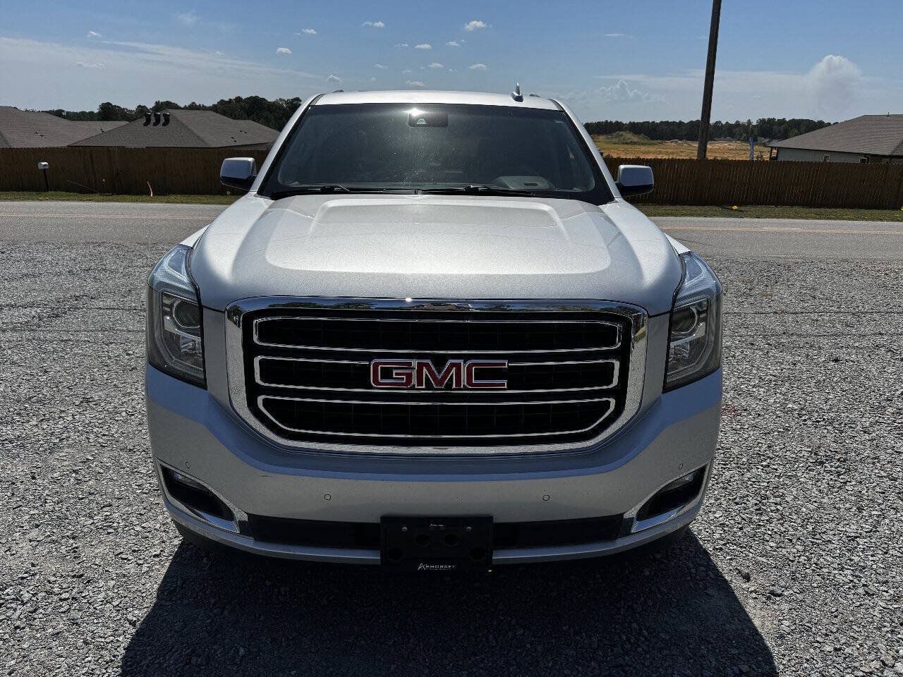 Used 2017 GMC Yukon SLT w/ Open Road Package AWD/4WD image 4