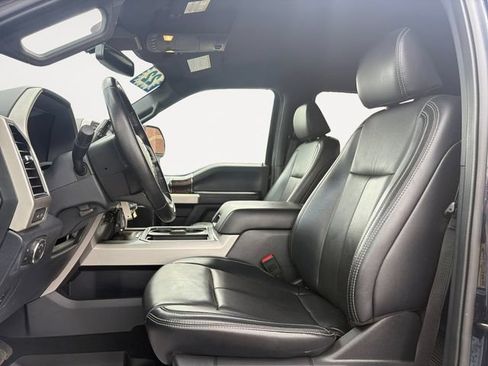 Used 2022 Ford F250 Lariat w/ Black Appearance Package AWD/4WD image 5