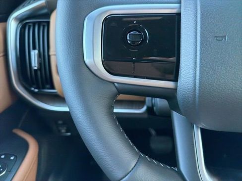 New 2026 Nissan Armada SL w/ Captain's Chari Seat Package image 20