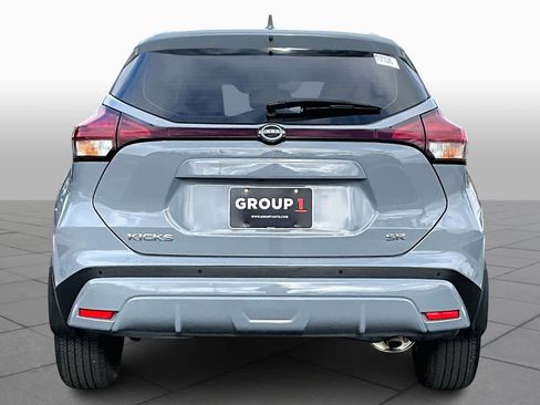 Certified 2023 Nissan Kicks SR image 5