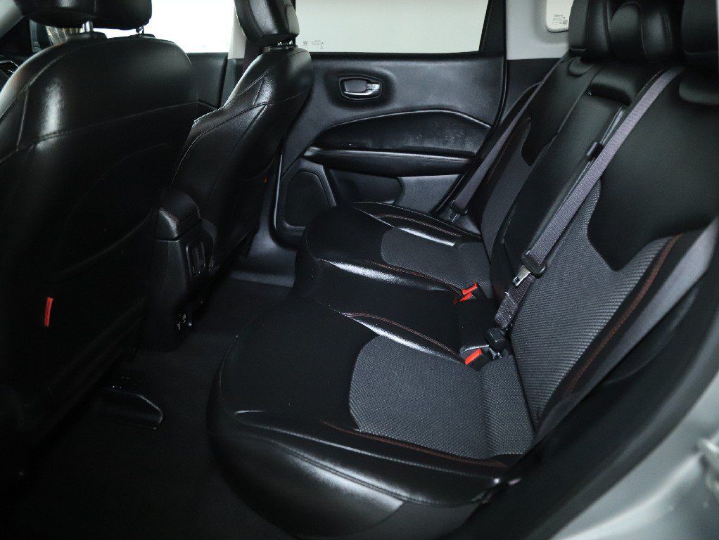 Used 2021 Jeep Compass Trailhawk AWD/4WD image 14