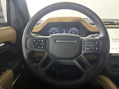 New 2026 Land Rover Defender 130 X-Dynamic SE AWD/4WD image 17