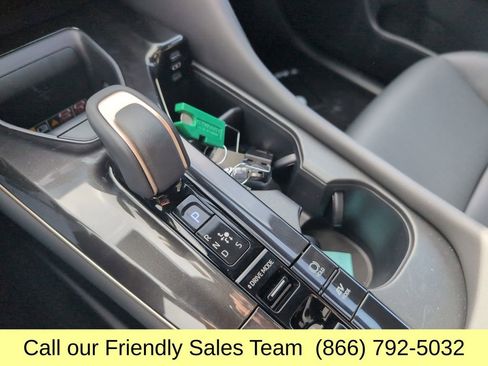 New 2026 Toyota Crown Signia image 21